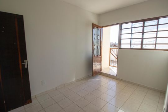 Apartamento para alugar com 1 quarto, 30m² em Qe 19, Brasília