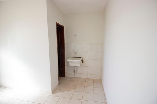 Studio de apartamento para alugar com 1 quarto, 30m² em Qe 19, Brasília