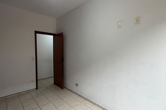 Quarto  de casa para alugar com 3 quartos, 190m² em Campo Grande, Santos