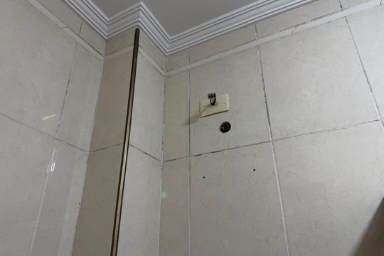 Banheiro Social de casa para alugar com 3 quartos, 190m² em Campo Grande, Santos