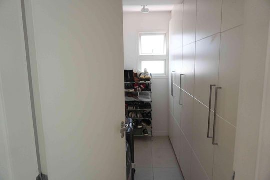 Banheiro de casa de condomínio à venda com 3 quartos, 350m² em Alphaville, Santana de Parnaíba