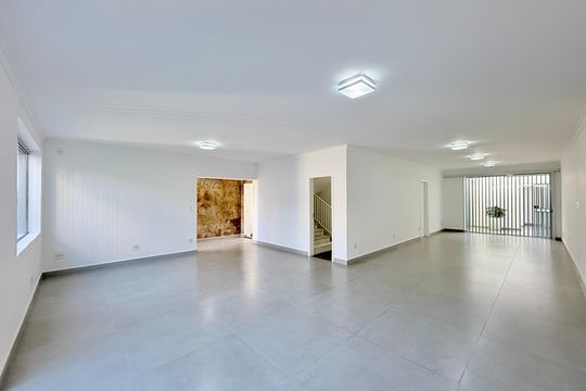 Casa para alugar com 4 quartos, 263m² em Brooklin, São Paulo