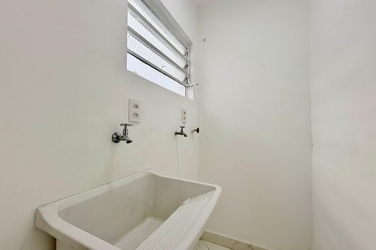 Área de Serviço de casa para alugar com 4 quartos, 263m² em Brooklin, São Paulo