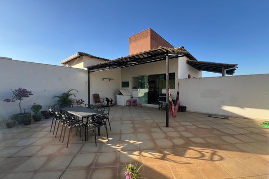 Cobertura de apartamento à venda com 3 quartos, 220m² em Cabral, Contagem