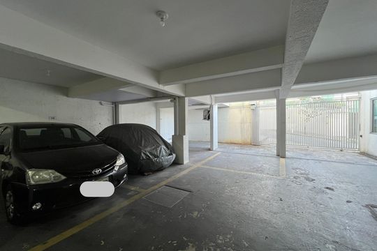 Garagem de apartamento à venda com 3 quartos, 220m² em Cabral, Contagem