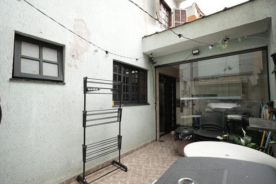 Quintal de casa à venda com 3 quartos, 180m² em Vila Linda, Santo André