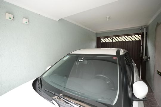 Garagem de casa à venda com 3 quartos, 180m² em Vila Linda, Santo André