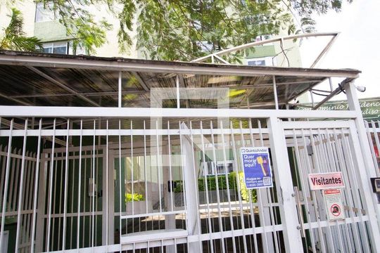 Fachada e portaria de apartamento à venda com 2 quartos, 44m² em Itaberaba, São Paulo