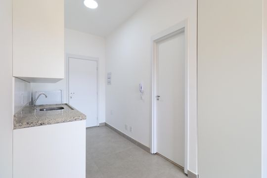 Cozinha de apartamento para alugar com 1 quarto, 24m² em Vila Leopoldina, São Paulo