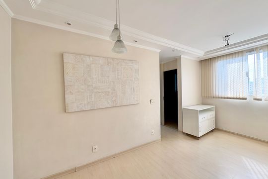 Sala de apartamento para alugar com 2 quartos, 53m² em Jardim Iris, São Paulo