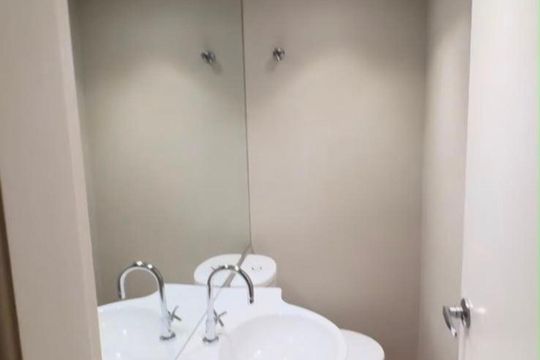 Banheiro de apartamento para alugar com 1 quarto, 70m² em Paraíso do Morumbi, São Paulo