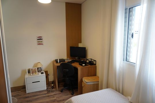 Quarto 1 de casa para alugar com 2 quartos, 150m² em Villas do Jaguari, Santana de Parnaíba