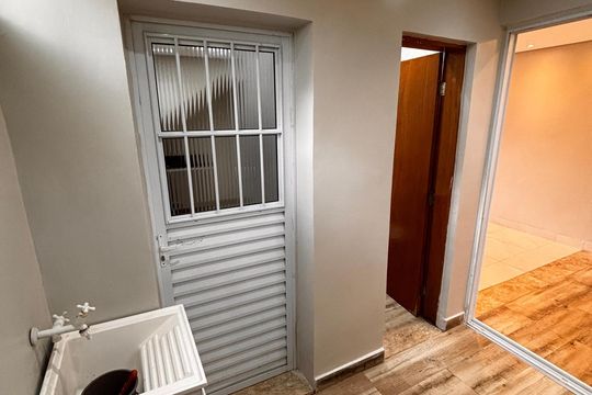 Lavanderia de casa de condomínio à venda com 3 quartos, 110m² em Parque Fernao Dias, Barueri