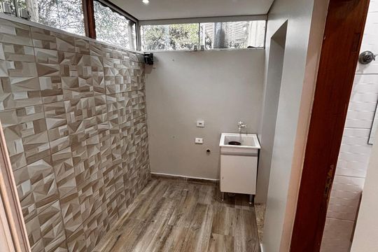Lavanderia de casa de condomínio à venda com 3 quartos, 110m² em Parque Fernao Dias, Barueri