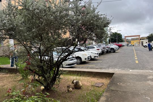 Garagem de apartamento para alugar com 2 quartos, 59m² em Pituba, Salvador