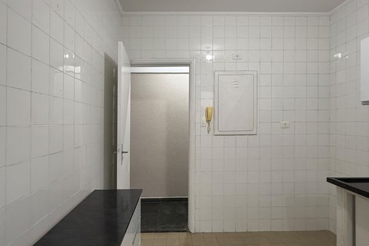 Cozinha de apartamento para alugar com 2 quartos, 85m² em José Menino, Santos
