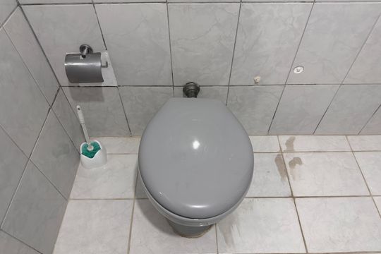 Banheiro de apartamento para alugar com 2 quartos, 85m² em José Menino, Santos