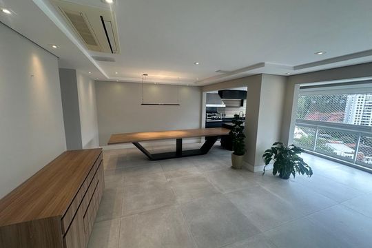 Apartamento à venda com 3 quartos, 173m² em Panamby, São Paulo