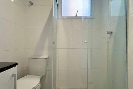 Banheiro de apartamento para alugar com 1 quarto, 45m² em Sumaré, São Paulo