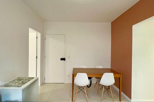 Sala de apartamento para alugar com 1 quarto, 45m² em Sumaré, São Paulo