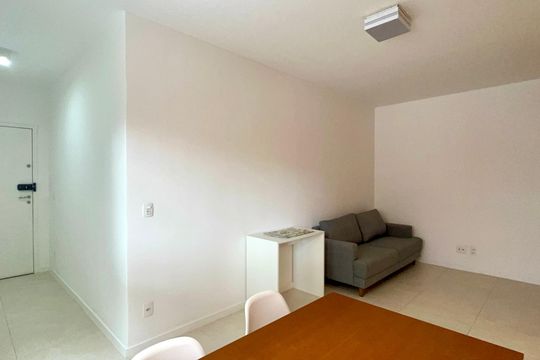Sala de apartamento para alugar com 2 quartos, 71m² em Sumaré, São Paulo