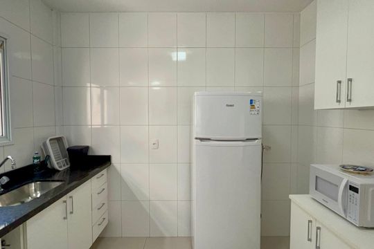Cozinha de apartamento para alugar com 2 quartos, 71m² em Sumaré, São Paulo