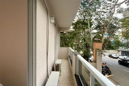Varanda de apartamento para alugar com 2 quartos, 71m² em Sumaré, São Paulo