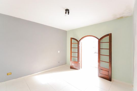 Quarto 1 de casa para alugar com 3 quartos, 540m² em Vila Sao Joao, Guarulhos