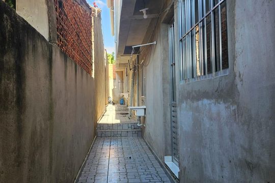 Casa para alugar com 2 quartos, 50m² em Loteamento Adventista Campineiro, Hortolândia