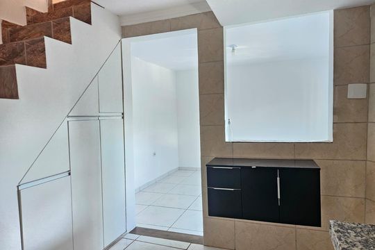 Casa para alugar com 2 quartos, 50m² em Loteamento Adventista Campineiro, Hortolândia