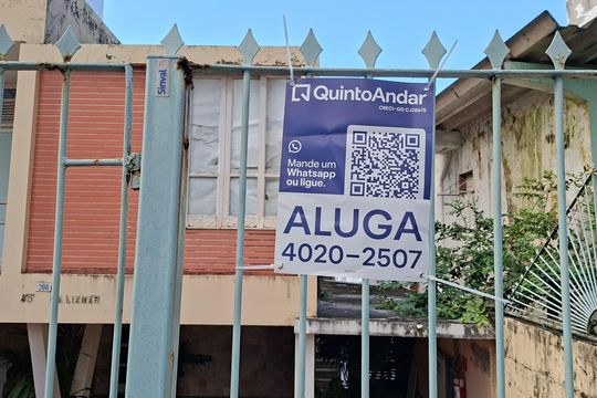 Placa Instalada de apartamento para alugar com 3 quartos, 148m² em Graça, Salvador