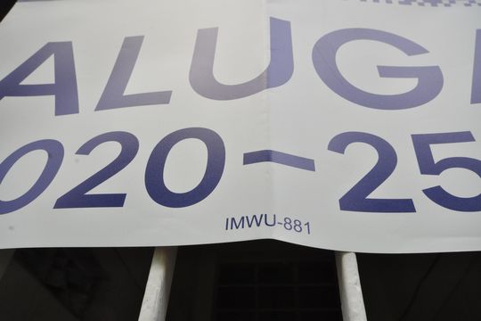 Placa de casa para alugar com 2 quartos, 120m² em Jardim Maria Nazare, São Paulo