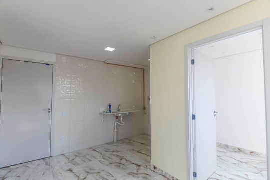Apartamento para alugar com 2 quartos, 32m² em Parque São Lourenço, São Paulo