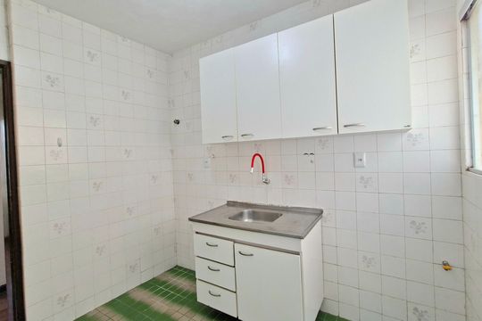 Cozinha de apartamento para alugar com 3 quartos, 96m² em Pituba, Salvador