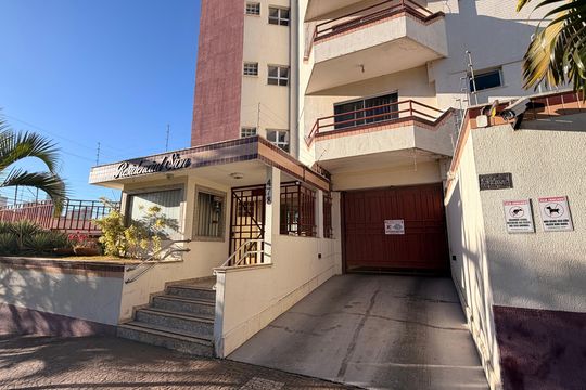 Fachada do Prédio de apartamento para alugar com 3 quartos, 79m² em Setor Pedro Ludovico, Goiânia