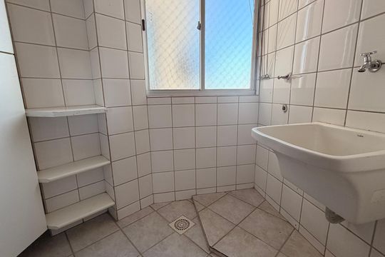 Área de Serviço de apartamento para alugar com 3 quartos, 79m² em Setor Pedro Ludovico, Goiânia