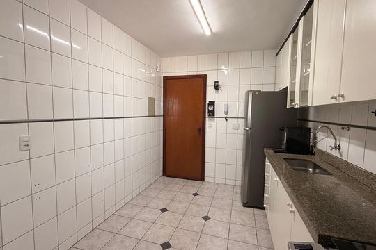 Cozinha de apartamento para alugar com 3 quartos, 79m² em Setor Pedro Ludovico, Goiânia