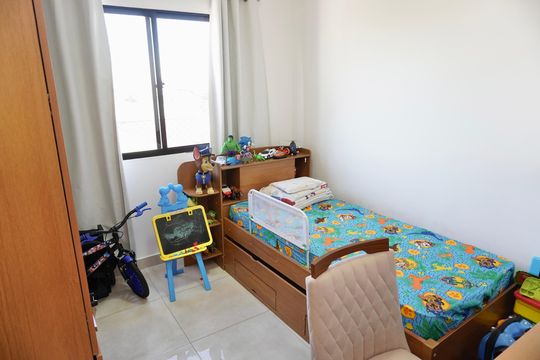 Quarto 1 de apartamento à venda com 2 quartos, 70m² em Jardim Industrial, Contagem