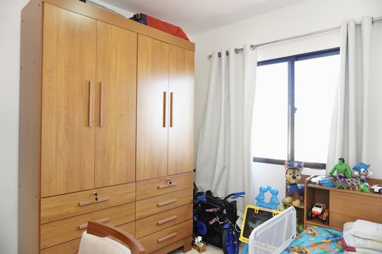 Quarto 1 de apartamento à venda com 2 quartos, 70m² em Jardim Industrial, Contagem