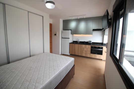 Sala/Cozinha de kitnet/studio para alugar com 1 quarto, 24m² em Centro, Osasco