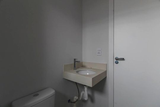 Banheiro de kitnet/studio para alugar com 1 quarto, 36m² em Vila Formosa, São Paulo