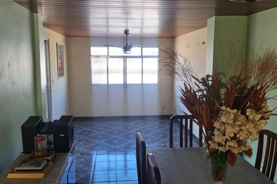 Apartamento à venda com 2 quartos, 130m² em Bangu, Rio de Janeiro