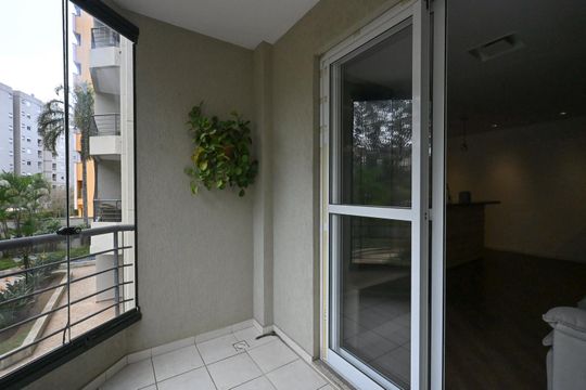 Varanda de apartamento à venda com 2 quartos, 76m² em Paraíso do Morumbi, São Paulo