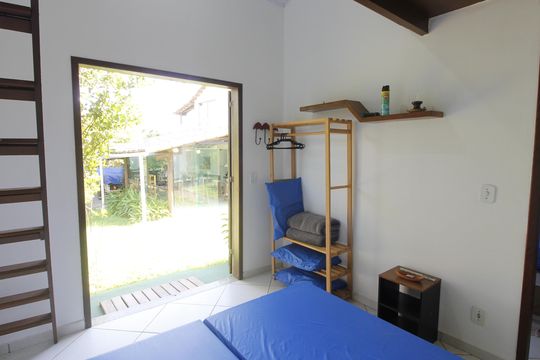 Quarto 5 de casa para alugar com 6 quartos, 236m² em Caravelas, Cabo Frio