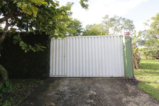 Casa para alugar com 6 quartos, 236m² em Caravelas, Cabo Frio