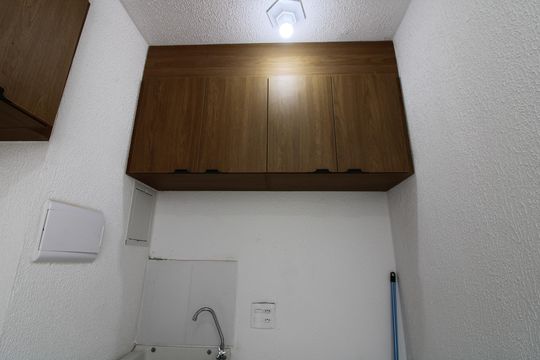Área de serviço de apartamento para alugar com 2 quartos, 33m² em Vila Silvia, São Paulo