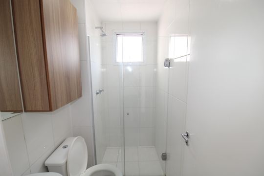 Banheiro de apartamento para alugar com 2 quartos, 41m² em Vila Nova Cachoeirinha, São Paulo