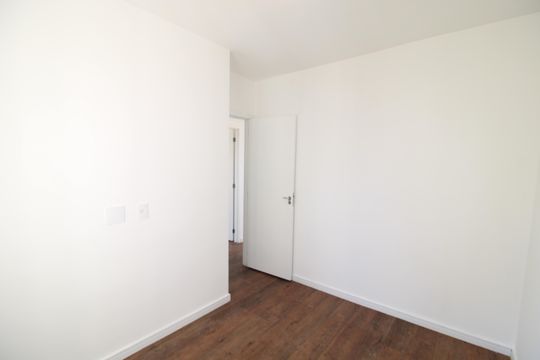 Quarto 2 de apartamento para alugar com 2 quartos, 41m² em Vila Nova Cachoeirinha, São Paulo