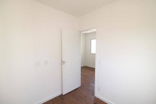 Quarto 1 de apartamento para alugar com 2 quartos, 41m² em Vila Nova Cachoeirinha, São Paulo