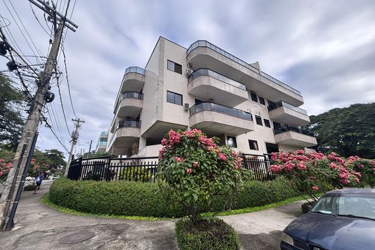 Fachada de apartamento para alugar com 3 quartos, 82m² em Recreio dos Bandeirantes, Rio de Janeiro